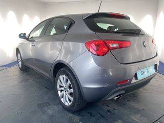 31200 : Hyundai TOULOUSE NORD - AUTO NORD - ALFA ROMEO GIULIETTA SERIE 3 Super - GIULIETTA III - Gris - Boîte manuelle - Diesel