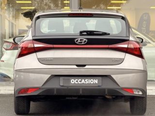 57200 : Hyundai Sarreguemines - Theobald Automobiles - HYUNDAI i20 - i20 - Elemental Brass Métal - Traction - Essence