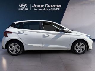 06130 : Hyundai Grasse - Garage Jean Cauvin - HYUNDAI i20 Initia - i20 III - Blanc - Boîte manuelle - Essence sans plomb