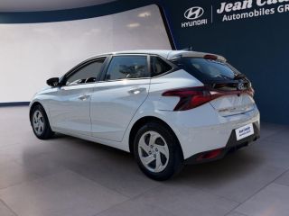 06130 : Hyundai Grasse - Garage Jean Cauvin - HYUNDAI i20 Initia - i20 III - Blanc - Boîte manuelle - Essence sans plomb