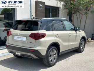 13200 : HYUNDAI Arles - Lexa Automobile - SUZUKI VITARA Privilège - VITARA IV - Beige - Boîte automatique - Essence / Courant électrique
