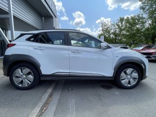 59650 : Hyundai Lille Villeneuve-d&#039;Ascq - V2 Automobiles - HYUNDAI KONA ELECTRIC Intuitive - KONA - Blanc - Automate à fonct. Continu - Courant électrique