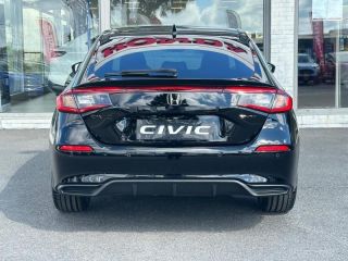 57200 : Hyundai Sarreguemines - Theobald Automobiles - HONDA Civic - Civic - Noir Cristal Nacré - Traction - Hybride : Essence/Electrique