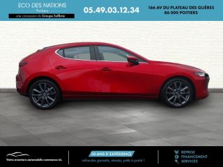 86000 : Hyundai Poitiers - Eco des Nations - MAZDA Mazda 3 - Mazda 3 - Rouge - Traction - Essence/Micro-Hybride