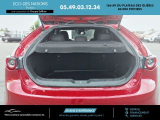 86000 : Hyundai Poitiers - Eco des Nations - MAZDA Mazda 3 - Mazda 3 - Rouge - Traction - Essence/Micro-Hybride