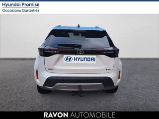 42100 : Hyundai Saint-Etienne - Ravon Automobile - TOYOTA YARIS CROSS HYBRIDE Premiere - YARIS CROSS HYBRIDE (01/2024) - Blanc - Automate à fonct. Continu - Essence / Courant électrique