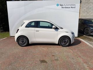 33140 : Hyundai Bordeaux Sud Villenave d&#039;Ornon - Sipa Automobiles - FIAT 500 NOUVELLE MY22 SERIE 1 STEP 2 Icône - 500 III - Blanc - Automate à fonct. Continu - Courant électrique