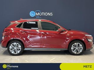 57685 : Hyundai Metz - Theobald Automobiles - HYUNDAI Kona - Kona - Sunset Red Métal - Traction - Electrique