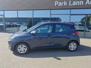 56000 : Hyundai Vannes - Park Lann Automobiles - HYUNDAI i10 - i10 - Aurora Grey Métal - Traction - Essence