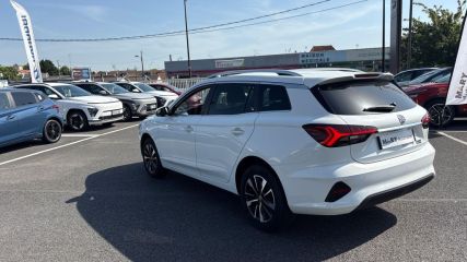 02100 : Hyundai Saint-Quentin - Mary Automobiles - MG MG5 Comfort - MG5 - WHITE - Automate à fonct. Continu - Courant électrique