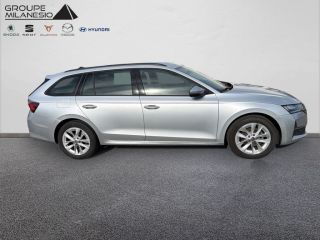 13730 : Hyundai Marignane - Cap Milanesio - SKODA OCTAVIA COMBI Selection - OCTAVIA COMBI (03/2024) - Gris - Automate sequentiel - Diesel