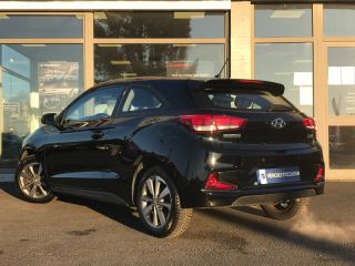 57200 : Hyundai Sarreguemines - Theobald Automobiles - HYUNDAI i20 Coupé - i20 Coupé - Phantom Black - Traction - Essence