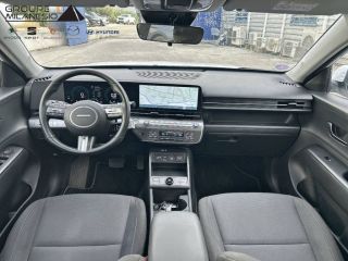 13290 : Hyundai Aix en Provence - Cap Milanesio - HYUNDAI KONA Intuitive - KONA (02/2023) - Blanc - Automate sequentiel - Essence / Courant électrique
