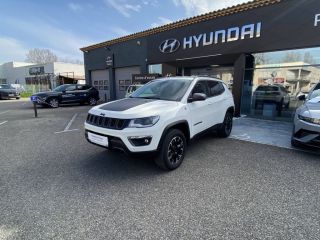 84120 : Hyundai PERTUIS - SA PEDINIELLI - JEEP COMPASS MY20 Trailhawk - COMPASS II - BLANC - Boîte automatique - Essence / Courant électrique