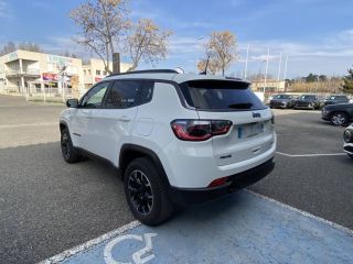 84120 : Hyundai PERTUIS - SA PEDINIELLI - JEEP COMPASS MY20 Trailhawk - COMPASS II - BLANC - Boîte automatique - Essence / Courant électrique