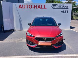 30100 : Hyundai Alès - Auto Hall - CUPRA LEON V - LEON - Rouge - Automate sequentiel - Essence sans plomb