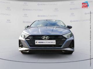 67800 : Hyundai Strasbourg - HESS Automobile - HYUNDAI i20 - i20 - Meta Blue Métal/Toit+rétros Black - Traction - Essence