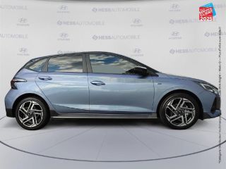 67800 : Hyundai Strasbourg - HESS Automobile - HYUNDAI i20 - i20 - Meta Blue Métal/Toit+rétros Black - Traction - Essence