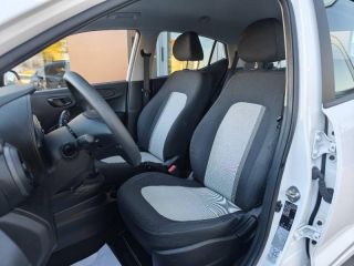 19100 : Hyundai Brive-la-Gaillarde - Garage Pouget - HYUNDAI i10 - i10 - Polar White - Traction - Essence