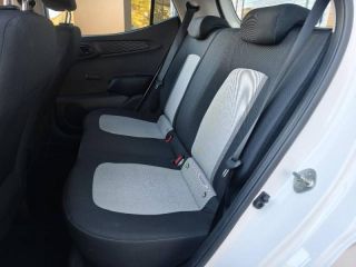 19100 : Hyundai Brive-la-Gaillarde - Garage Pouget - HYUNDAI i10 - i10 - Polar White - Traction - Essence
