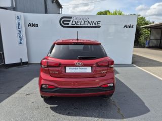 30100 : Hyundai Alès - Auto Hall - HYUNDAI i20 Intuitive - i20 II - Rouge - Boîte manuelle - Essence sans plomb