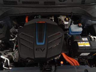 83130 : Hyundai Toulon - Autodif SAS - Groupe BALDASSARI - HYUNDAI KONA ELECTRIC Executive - KONA ELECTRIQUE - NOIR - Automate à fonct. Continu - Courant électrique