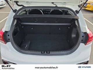 02100 : Hyundai Saint-Quentin - Mary Automobiles - KIA RIO GT Line - RIO IV - BLANC - Boîte manuelle - Essence sans plomb