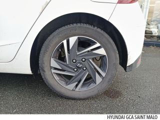35400 : Hyundai Saint-Malo - GCA - HYUNDAI i20 - i20 - Polar White - Traction - Essence