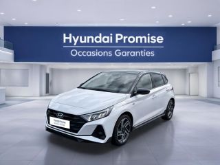29200 : Hyundai Brest - Iroise Automobiles - HYUNDAI i20 - i20 - Atlas White/Toit+rétros Black - Traction - Essence