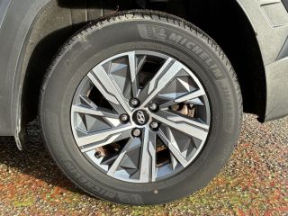 33110 : Hyundai Bordeaux Nord Le Bouscat - Sipa Automobiles - HYUNDAI TUCSON Creative - TUCSON IV - Gris - Boîte automatique - Essence / Courant électrique