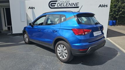 30100 : Hyundai Alès - Auto Hall - SEAT ARONA Style - ARONA - Bleu - Automate sequentiel - Essence sans plomb