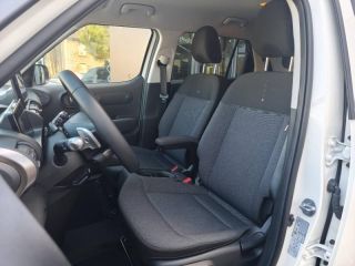 19100 : Hyundai Brive-la-Gaillarde - Garage Pouget - HYUNDAI Inster - Inster - Blanc - Traction - Electrique