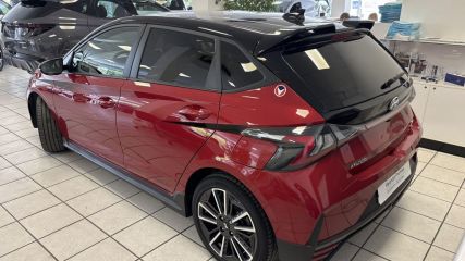 95500 : Hyundai Gonesse - ABVV - HYUNDAI i20 N Line Michel Vaillant - i20 III - Rouge - Automate sequentiel - Essence sans plomb