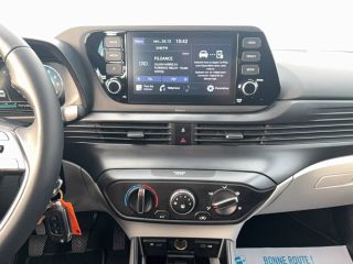 33140 : Hyundai Bordeaux Sud Villenave d'Ornon - Sipa Automobiles - HYUNDAI i20 Intuitive - i20 III - Gris fonce - Boîte manuelle - Essence sans plomb