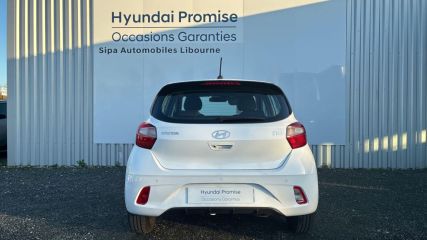 33110 : Hyundai Bordeaux Nord Le Bouscat - Sipa Automobiles - HYUNDAI i10 Intuitive - i10 III - Noir - Boîte manuelle - Essence sans plomb