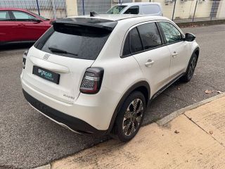 04100 : Hyundai Manosque - Pedinielli - FIAT 600 La Prima - 600 - Blanc - Boîte automatique - Essence sans plomb