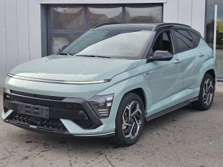 57685 : Hyundai Metz - Theobald Automobiles - HYUNDAI Kona - Kona - Mirage Green/Toit/rétros Black - Traction - Hybride : Essence/Electrique