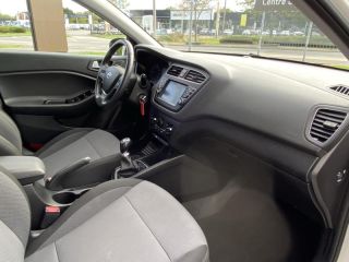 59640 : Hyundai Dunkerque - Europ&#039;Auto - HYUNDAI i20 - i20 - Polar White - Traction - Essence