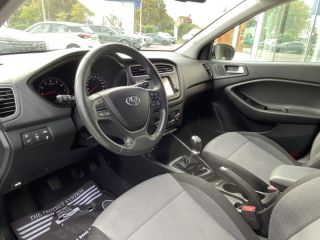 59640 : Hyundai Dunkerque - Europ&#039;Auto - HYUNDAI i20 - i20 - Polar White - Traction - Essence
