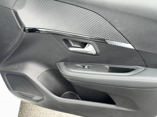 33140 : Hyundai Bordeaux Sud Villenave d'Ornon - Sipa Automobiles - PEUGEOT 208 Allure - 208 II - BLANC - Automate sequentiel - Essence sans plomb