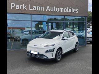 56000 : Hyundai Vannes - Park Lann Automobiles - HYUNDAI Kona - Kona - Atlas White Métal - Traction - Electrique