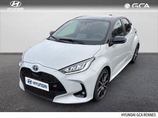 35510 : Hyundai Rennes - GCA - TOYOTA Yaris - Yaris - Bi-ton Gris Chrome / Toit noir - Traction - Hybride : Essence/Electrique