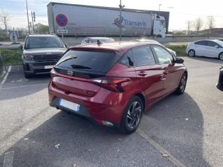 64100 : Hyundai Bayonne - Oceanic Auto - HYUNDAI i20 - i20 - Dragon Red Métal - Traction - Essence