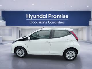 08000 : Hyundai Charleville-Mézières - SVTA - TOYOTA AYGO MY21 x-night - AYGO II - Blanc - Boîte automatisée - Essence sans plomb
