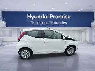 08000 : Hyundai Charleville-Mézières - SVTA - TOYOTA AYGO MY21 x-night - AYGO II - Blanc - Boîte automatisée - Essence sans plomb