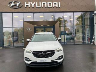 14400 : Hyundai Bayeux - Trajectoire Automobiles - OPEL Grandland X - Grandland X - blanc - Traction - Essence