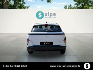 33110 : Hyundai Bordeaux Nord Le Bouscat - Sipa Automobiles - HYUNDAI KONA Intuitive - KONA (02/2023) - BLANC - Automate sequentiel - Essence / Courant électrique