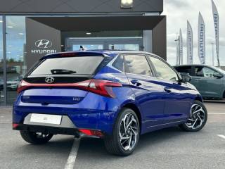 57200 : Hyundai Sarreguemines - Theobald Automobiles - HYUNDAI i20 - i20 - Intense Blue Métal - Traction - Essence/Micro-Hybride