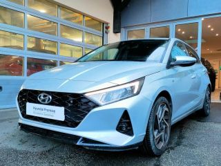 78000 : Hyundai Versailles - SOCOHY - HYUNDAI i20 - i20 - Sleek Silver Métal - Traction - Essence/Micro-Hybride