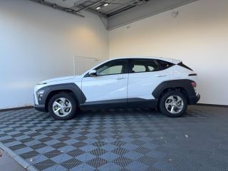 85000 : Hyundai La Roche-sur-Yon - Océane Auto - HYUNDAI KONA Intuitive - KONA II - Blanc - Automate sequentiel - Essence / Courant électrique